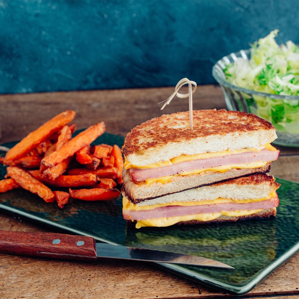 Burger façon Croque Monsieur au Pavé Dougrill